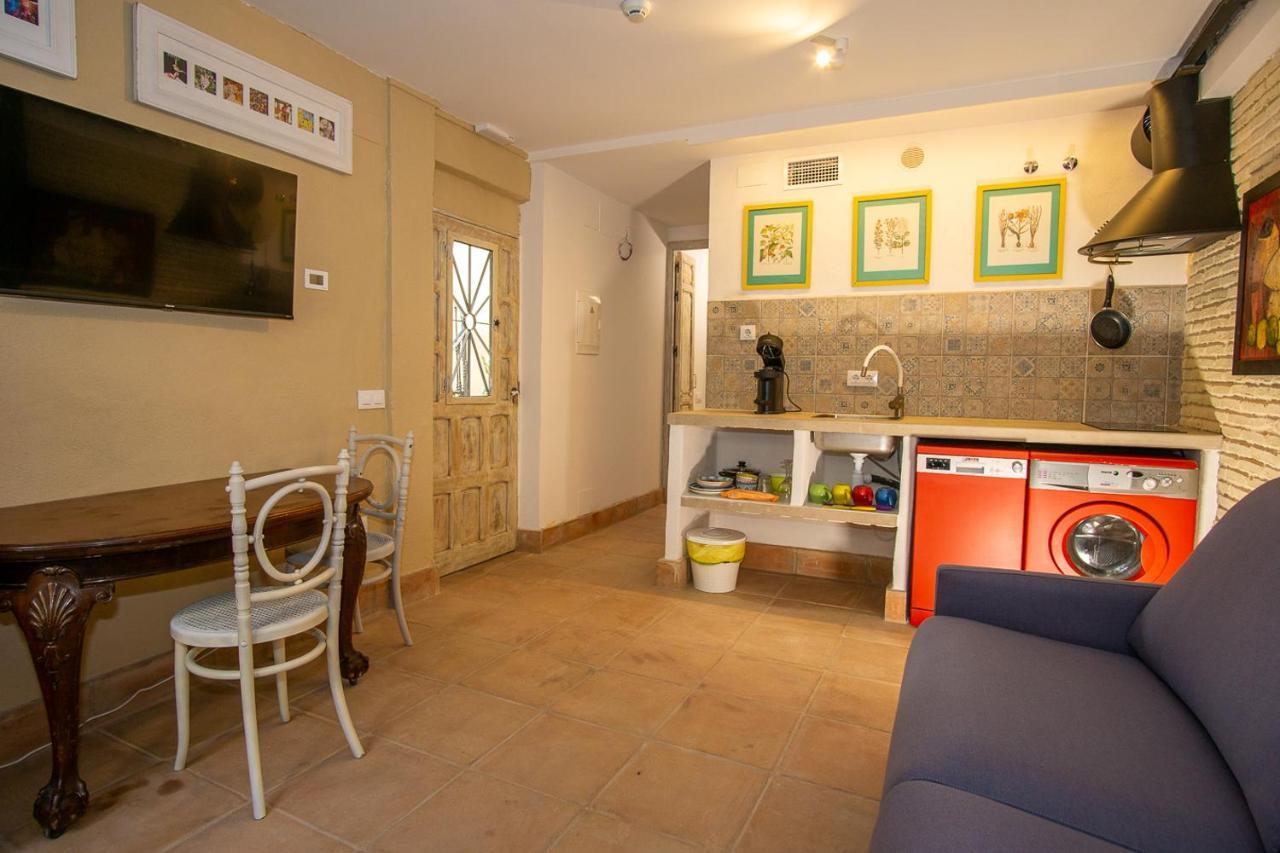 Apartamentos Sharis Jerez de la Frontera Dış mekan fotoğraf