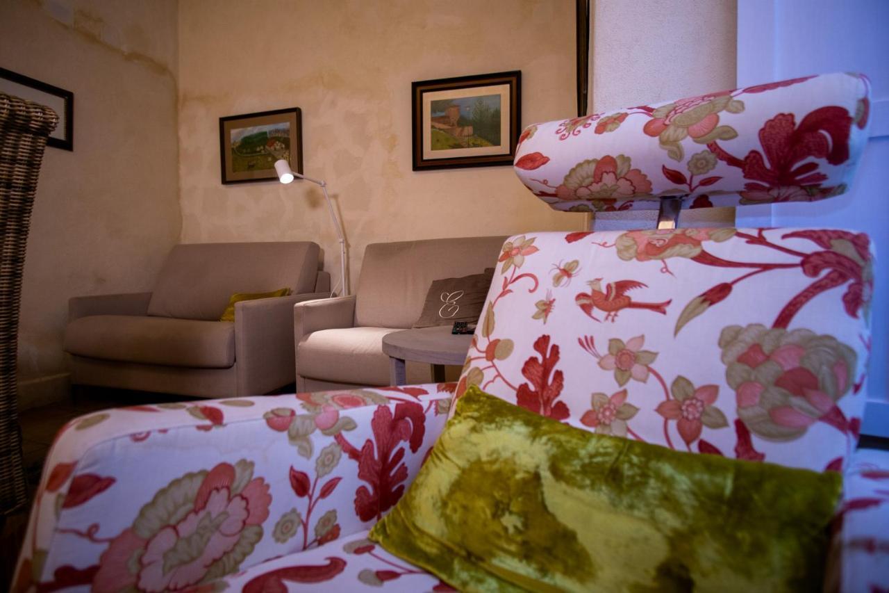 Apartamentos Sharis Jerez de la Frontera Dış mekan fotoğraf